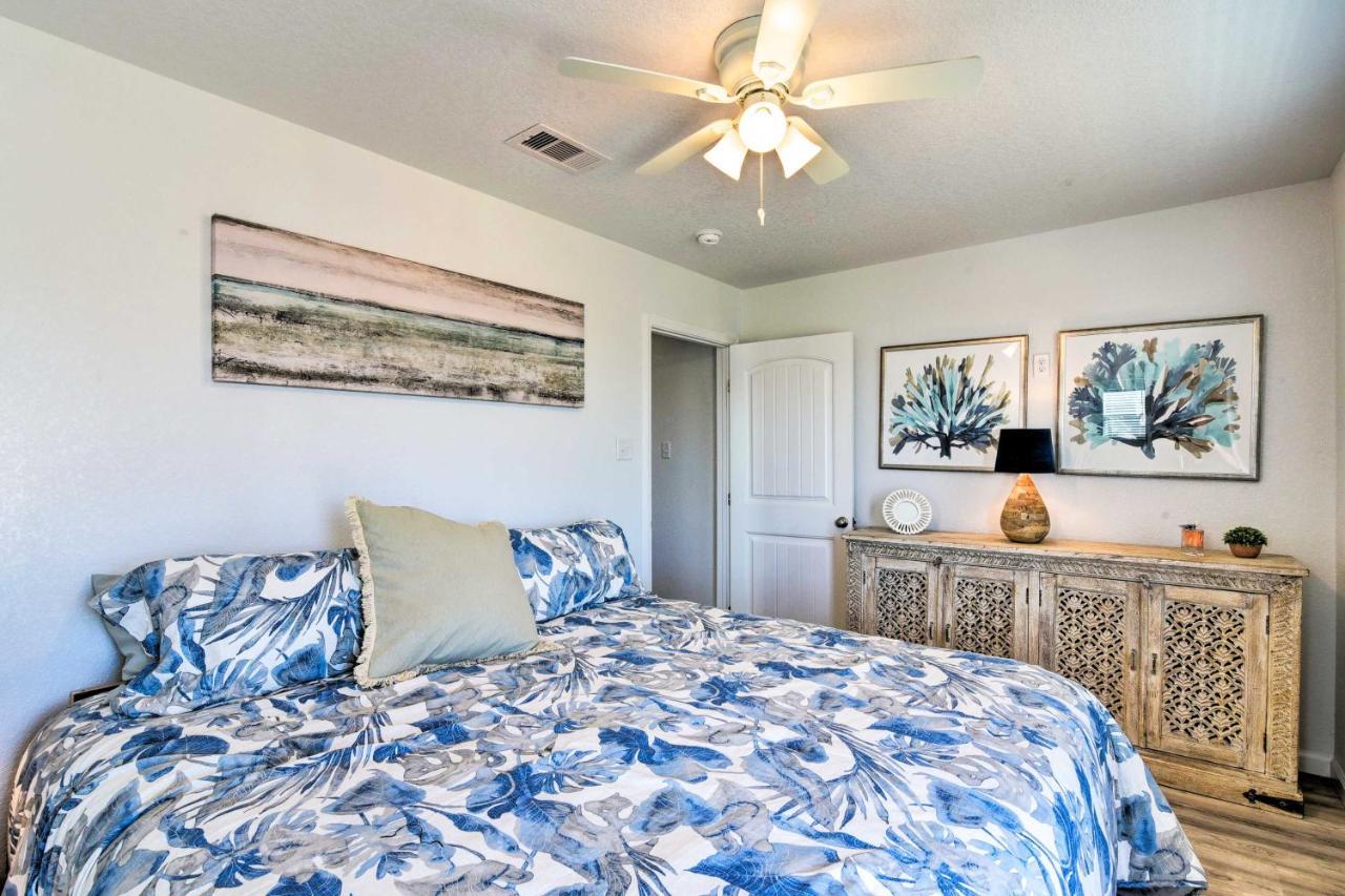 Coastal Surfside Beach House Walk To The Ocean! Eksteriør billede
